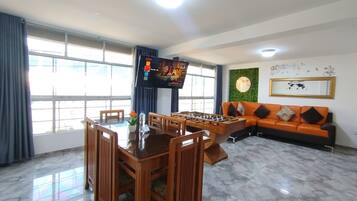 Luxe appartement | Dineerruimte