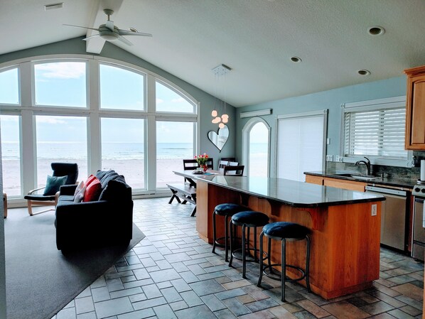 House, Multiple Beds (The Beach House) | 4 bedrooms - The Beach House (Pacific City)