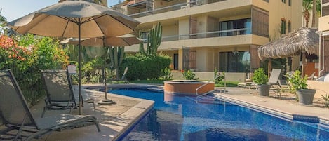 Piscine extérieure