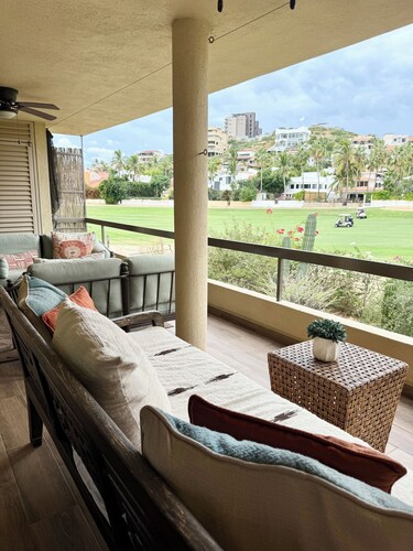 Beautiful Updated Condo in Hotel Zone – Golf View + Walk Everywhere