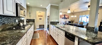 🏔️ Hilltop Paradise with Pool & Hot Tub | 4BR Near Apple Hill