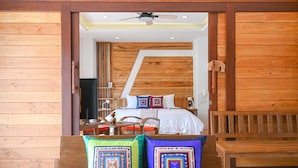 2 Bedroom Bathtub Villa | Isi minibar gratis, kedap suara, dan tempat tidur lipat/tambahan