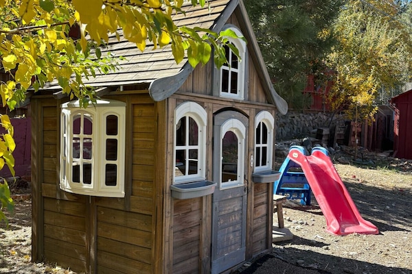 Perfect spot for the kids to play!