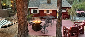 Lilac Cottage| Fireplace, Pet/Kid Friendly