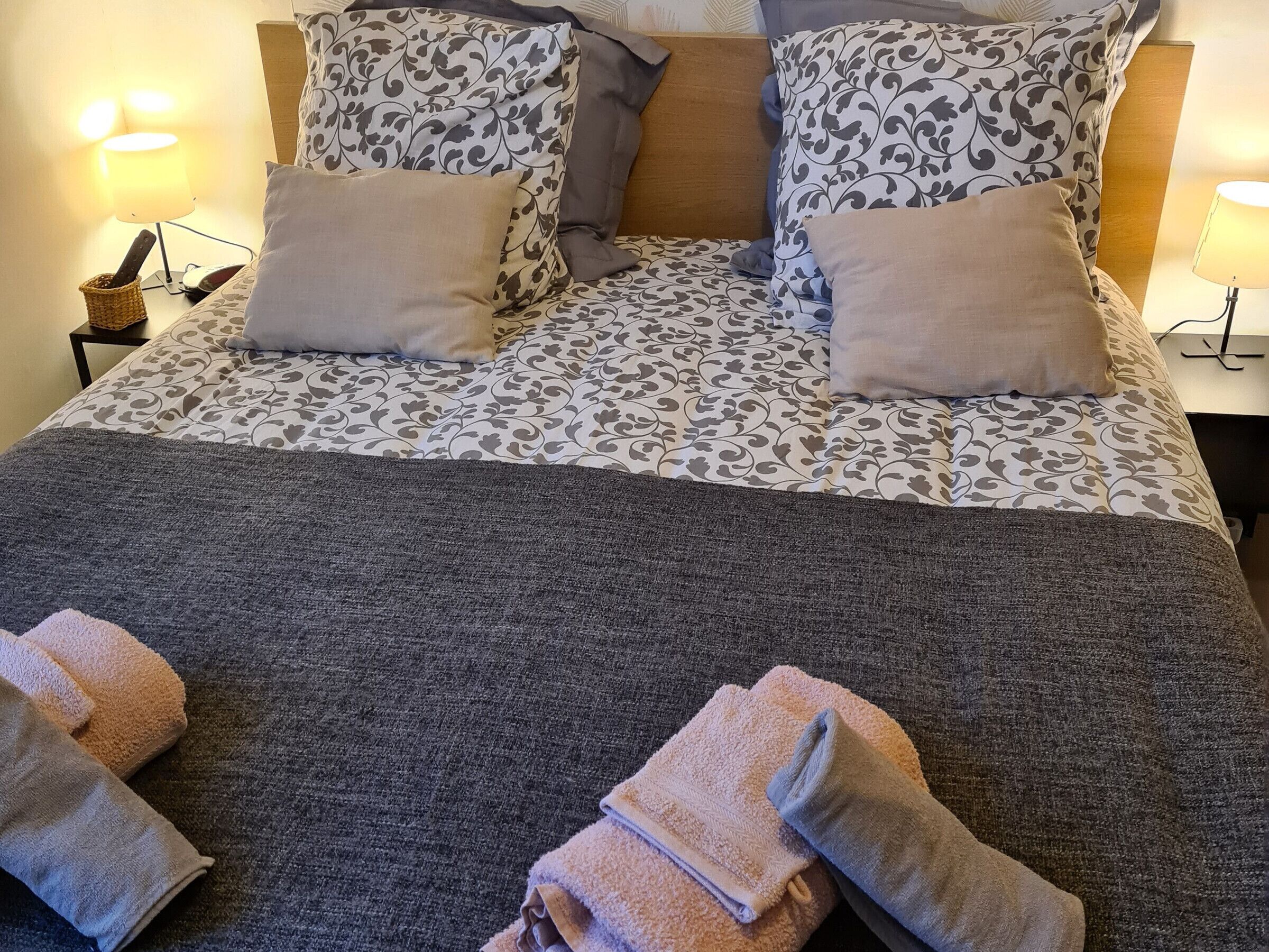 2 chambres, Wi-Fi gratuit, draps fournis