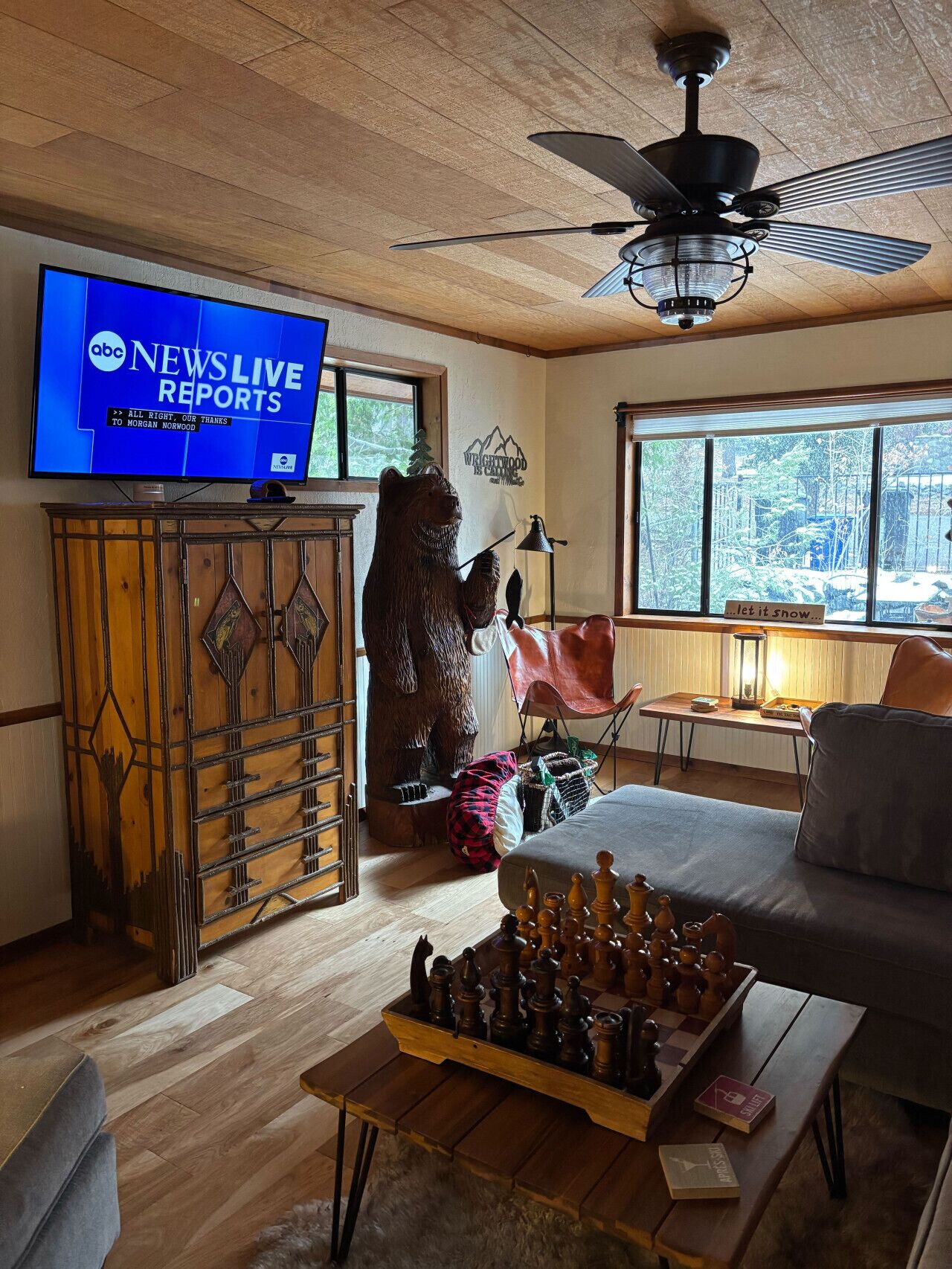 TV, Netflix, Hulu, streaming services