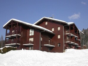 Exterior - Spacious studio for 5 with parking in Les Carroz d'Arâches (Les Carroz d'Arâches)