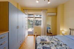 1 chambre, fer et planche Ă repasser, Wi-Fi, draps fournis