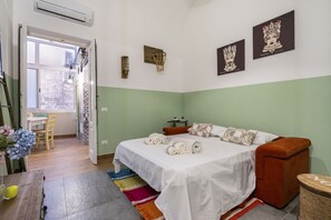 1 Schlafzimmer, Bügeleisen/Bügelbrett, WLAN, Bettwäsche