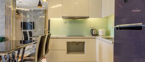 Fridge, rice cooker, freezer