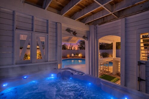 Luxury Sandbridge Retreat | Pool, Hot Tub, Game Room, Walk to Beach SP305
