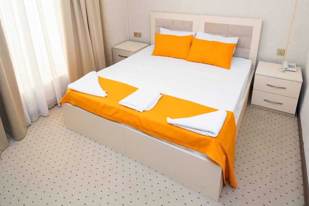 Chambre Standard double pour 1 personne | Accès au Wi-Fi (inclus)
