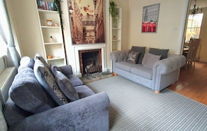 Cottage | Living area