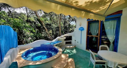 Casa Cielo, Surrounded by Nature With Jacuzzi