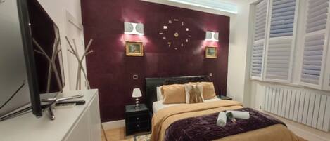 2 slaapkamers, reisbedje, wifi, beddengoed