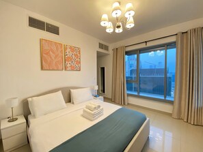 ดีลักซ์อพาร์ทเมนท์ | 1 ห้องนอน, ตู้นิรภัยในห้องพัก, ห้องพักตกแต่งอย่างมีเอกลักษณ์