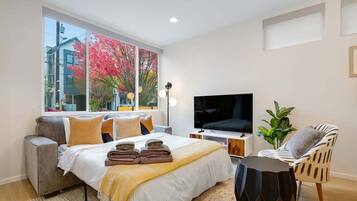 3 dormitoris, escriptori, wifi gratuïta i roba de llit