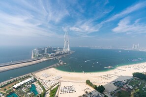 Front of property - Lux BnB I The Address JBR I Ocean View (Dubai)