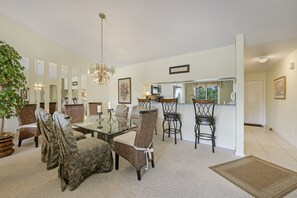 Dining - Condo in Golf Community (Naples)