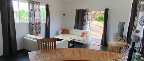 Leilighet, 1 queensize-seng | Spiseområde