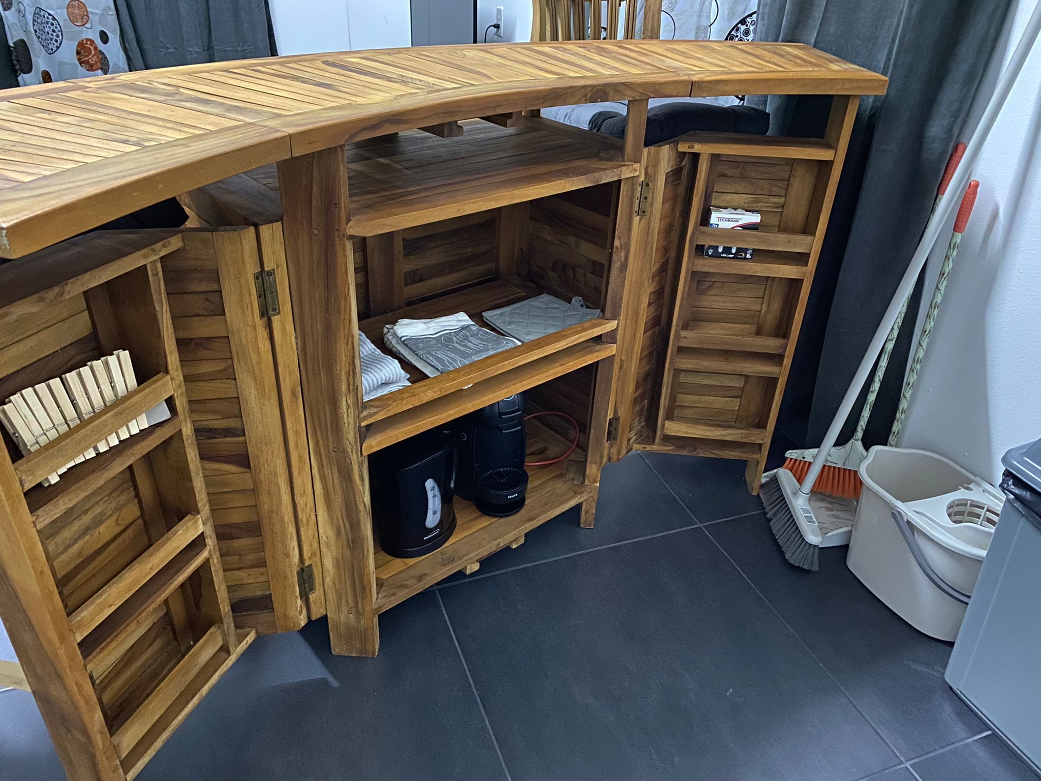 อพาร์ทเมนท์, เตียงควีนไซส์ 1 เตียง | ห้องน้ำ | ฝักบัว, ผ้าเช็ดตัว