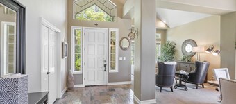 Auburn Wine & Beer Country Retreat Sleeps 12+w/Pool Hot Tub Sunset Views Pets