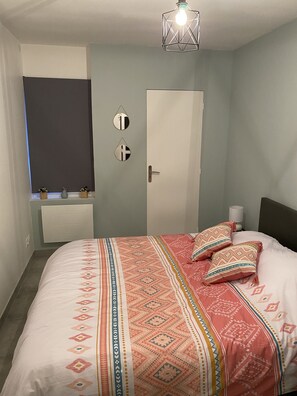 1 camera, Wi-Fi gratuito, lenzuola