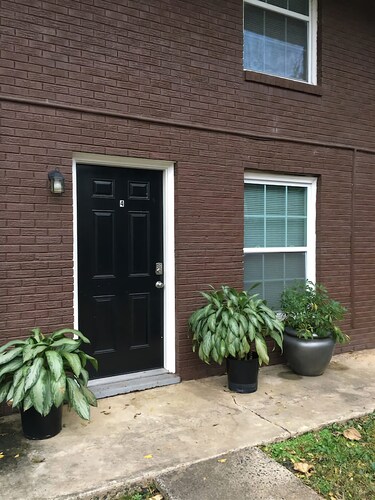 Suite 7, Sleep 6, Walk to Attractions in Uptown