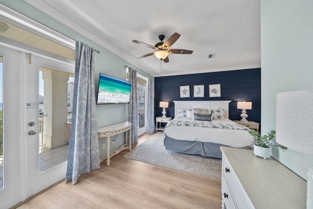 Newly Renovated! Private Pool! Beach Views! Spring and Summer ...
