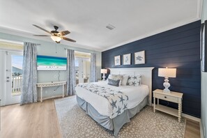 4 室のベッドルーム、アイロン / アイロン台、WiFi (無料)、ベッドシーツ