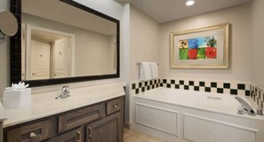 Combined shower/tub, hair dryer, towels, toilet paper - Singer Island Resort On The Beach (Palm Beach Shores)