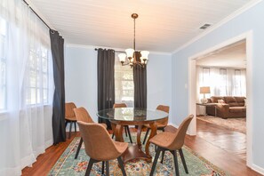 Classic House | In-room dining