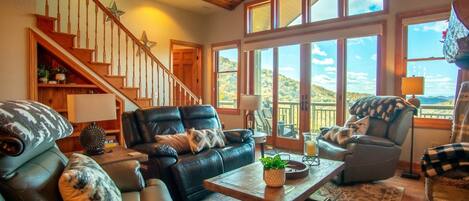 Cheminée, baby-foot, table de tennis de table