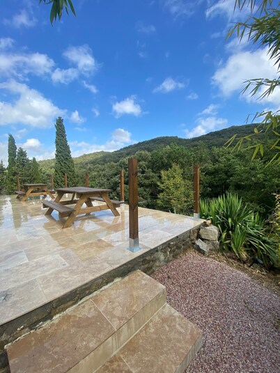 Group gite sleeps 25 on a farm with private pool