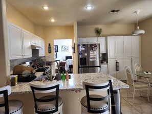 Fridge, oven, stovetop, dishwasher