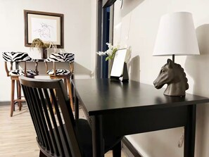 Interior - Suite Home Indiana #2 (Evansville)