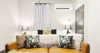 Suite Home Indiana #2