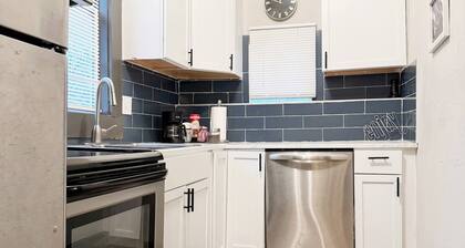 Suite Home Indiana #2