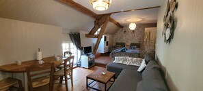 Smart TV, fireplace - Gîte Grande Capacité in Champagne (Verdon)