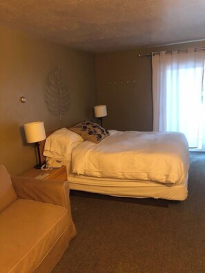 1 dormitorio, tabla de planchar con plancha, wifi gratis y ropa de cama