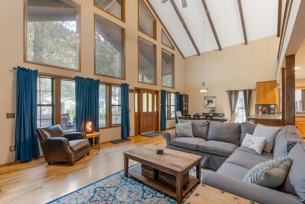 TV connectée, cheminée