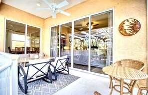 Outdoor dining - 4 Bedroom Pool Home Siesta Key (Siesta Key)