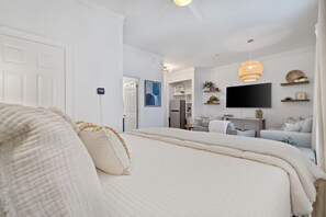 Desk, free WiFi, bed sheets