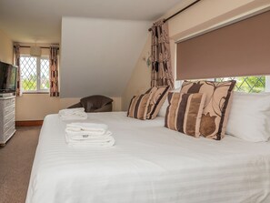 2 bedrooms, free WiFi, bed sheets - Riverside Cottage-UK41439 (Brandon)