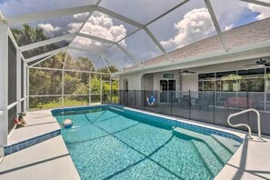 Innenpool, beheizter Pool