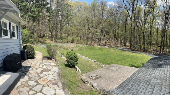 Property grounds - 6 minutes to RaystownSynders Boat Launch. Room to park a boat. 40 miles to PSU!  (Huntingdon)