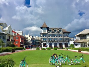 Exterior -  Paris Like Beach Seaside Studio (Santa Rosa Beach)