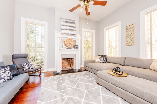 Downtown Macon Duplex-Walk to Concerts, Food & Nightlife