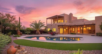 Spectacular Views, Heated Pool, & Outdoor BBQ