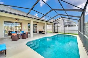 獨棟房屋 (4 Bedrooms) | 4 間臥室、筆電工作空間、床單